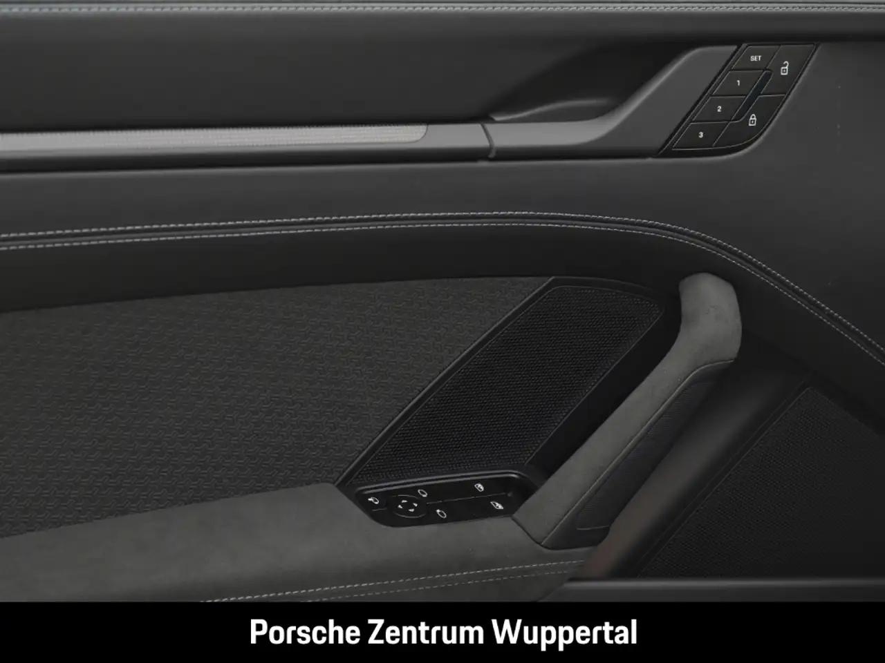 Porsche 992 911 15