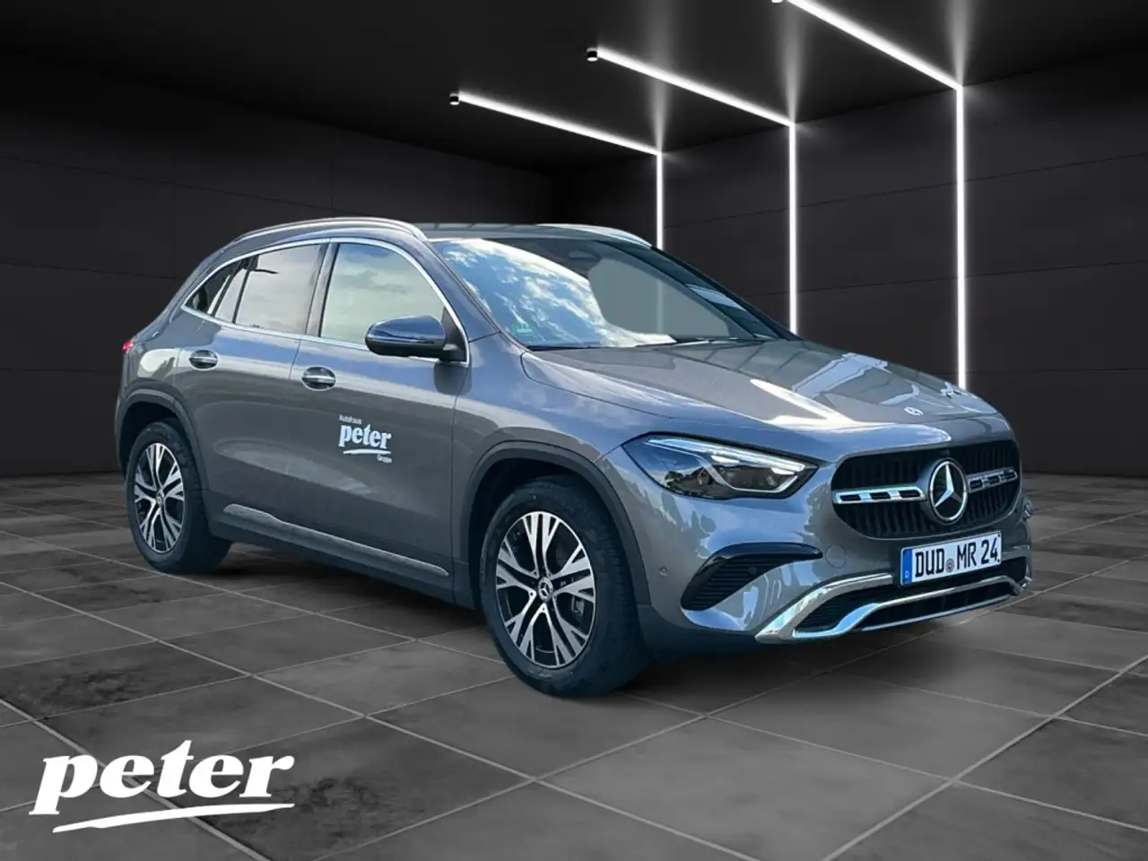 Mercedes-Benz GLA 200 3
