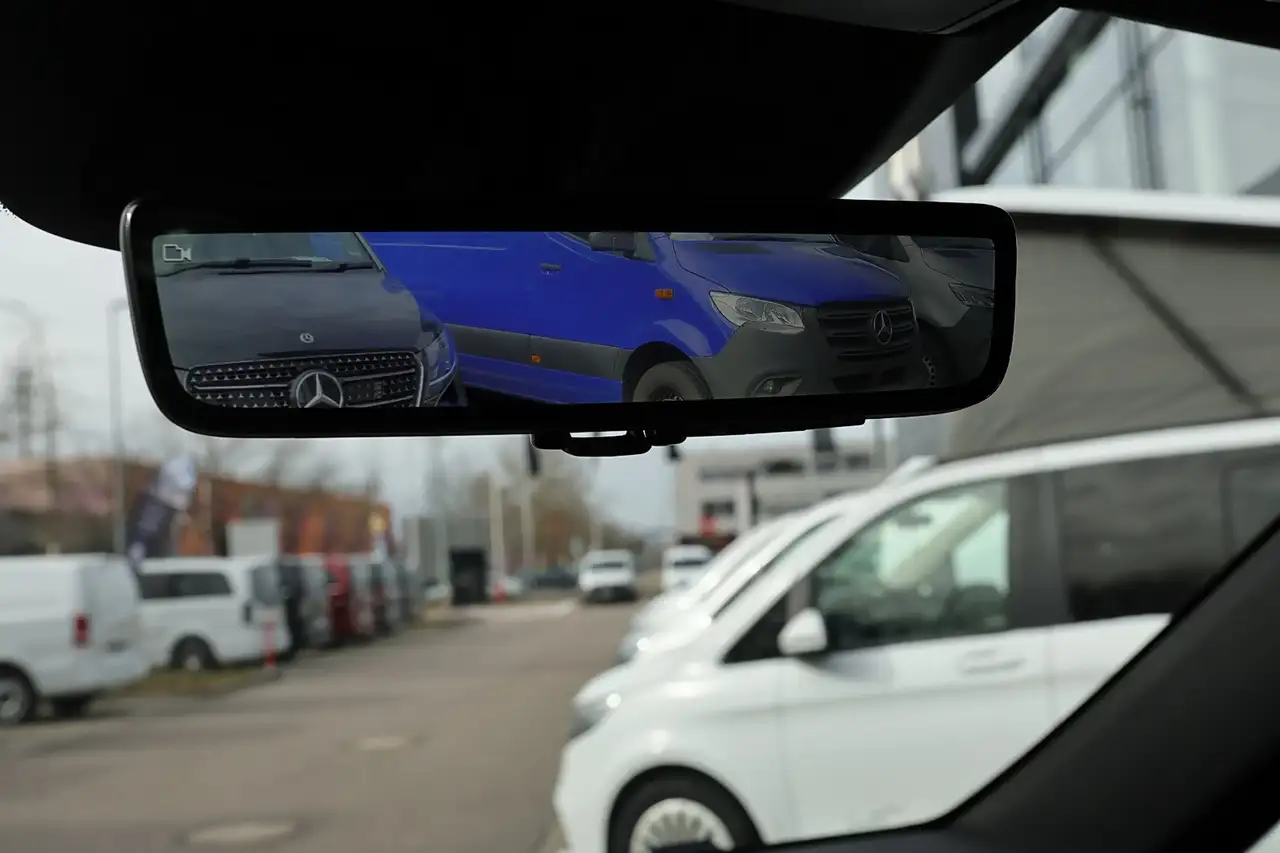 Mercedes-Benz V 300 10