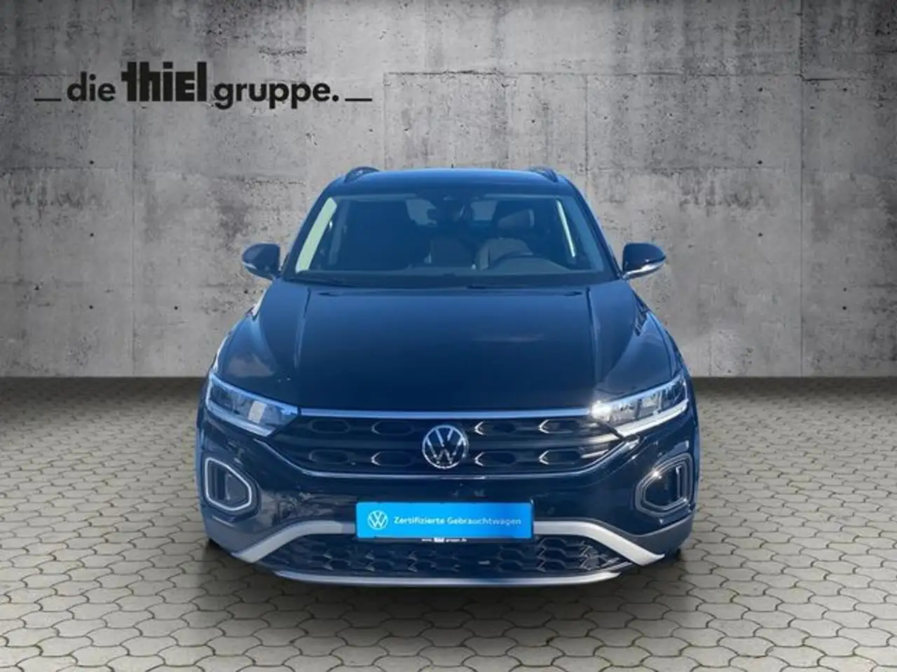 Volkswagen T-Roc 3