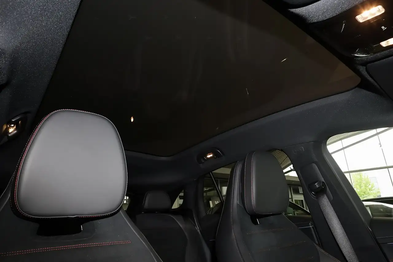 Mercedes-Benz GLC 400 7