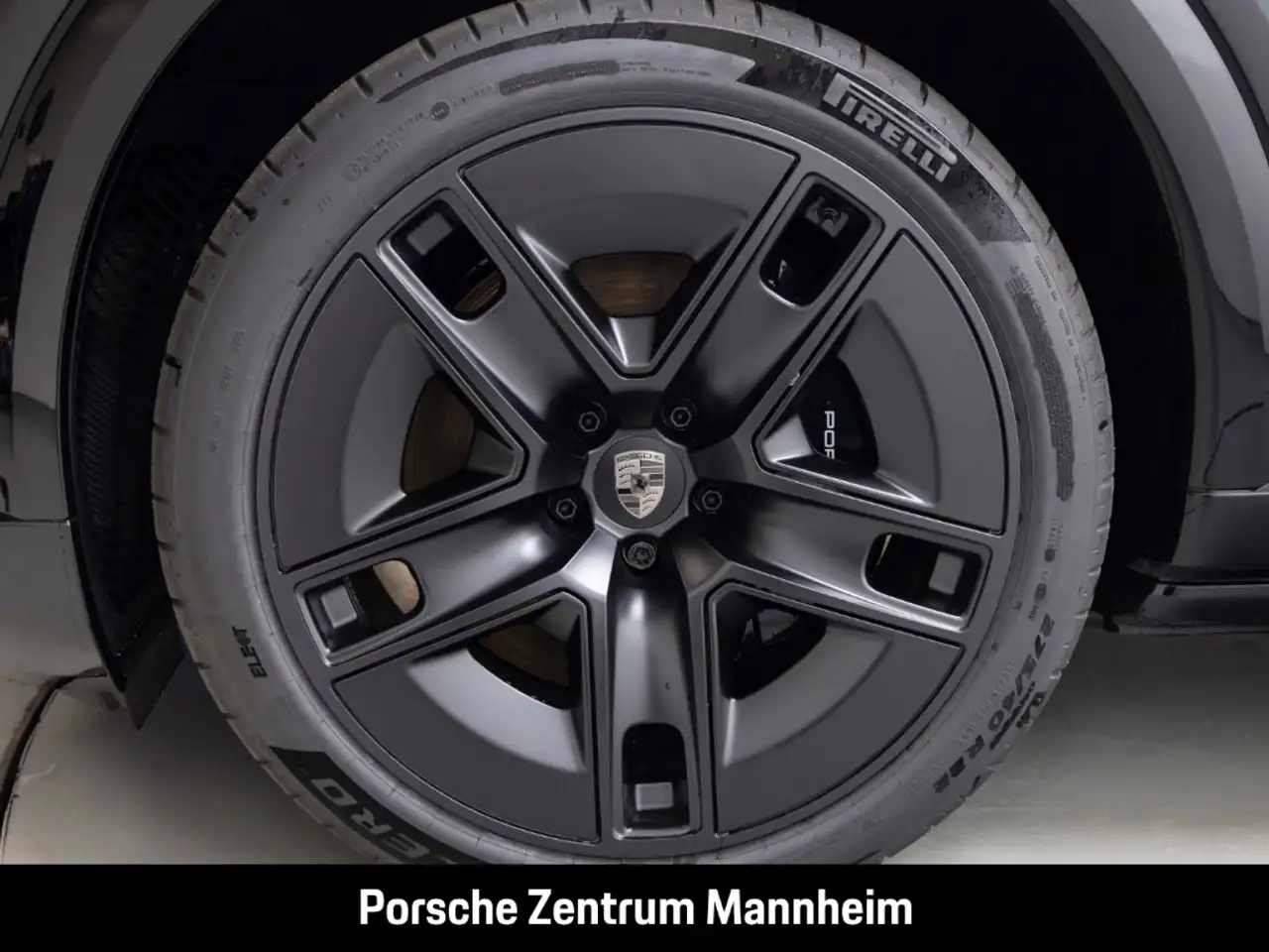 Porsche Cayenne 8