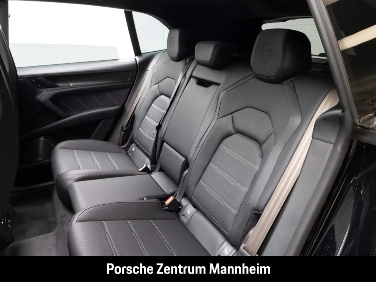 Porsche Cayenne 14