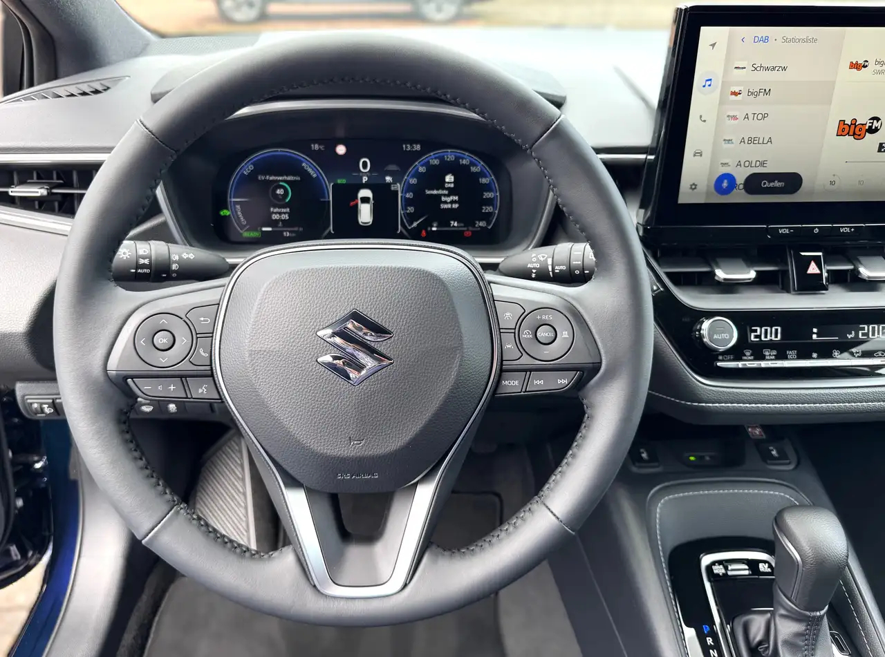 Suzuki Swace 12