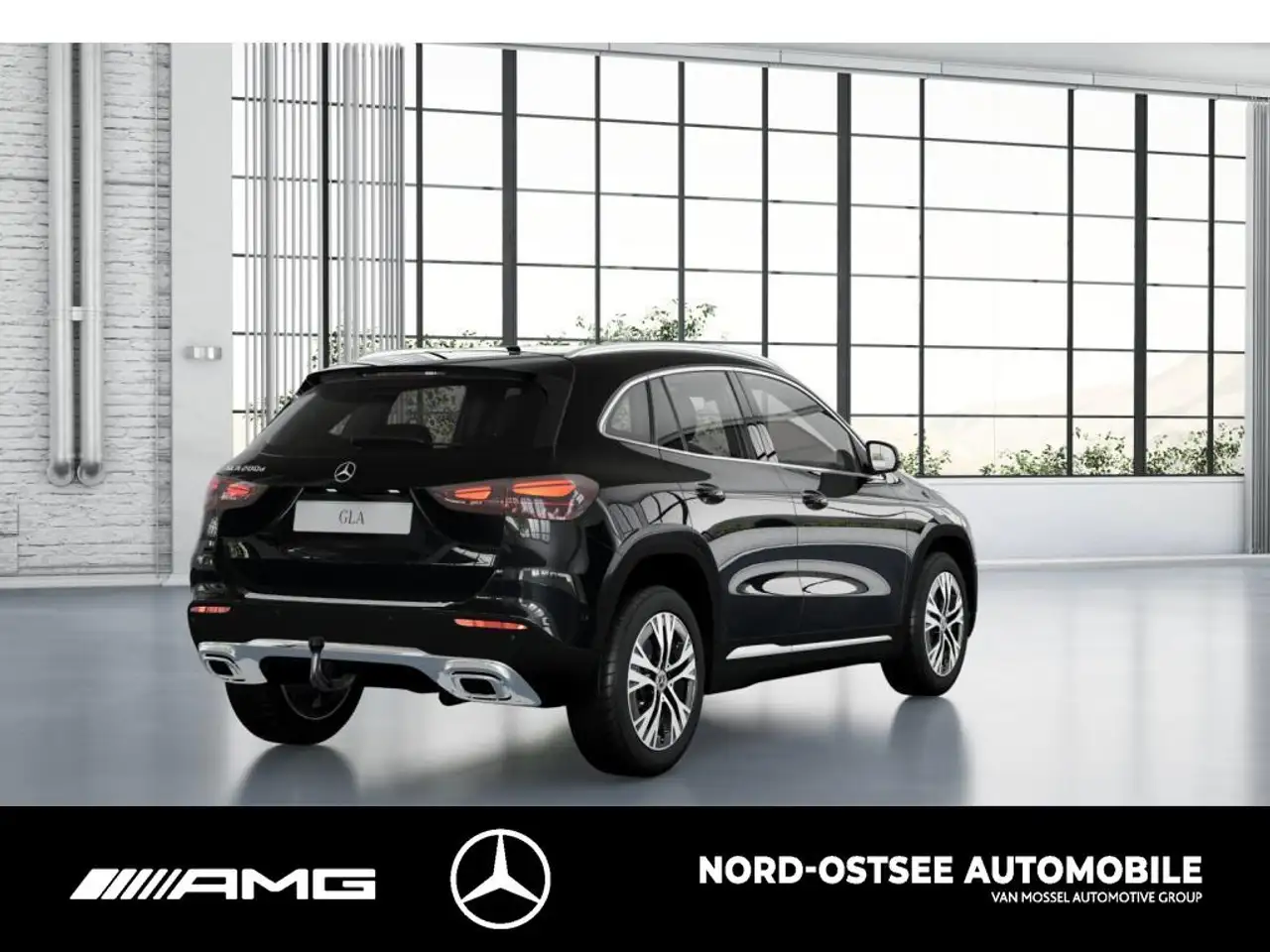 Mercedes-Benz GLA 200 2