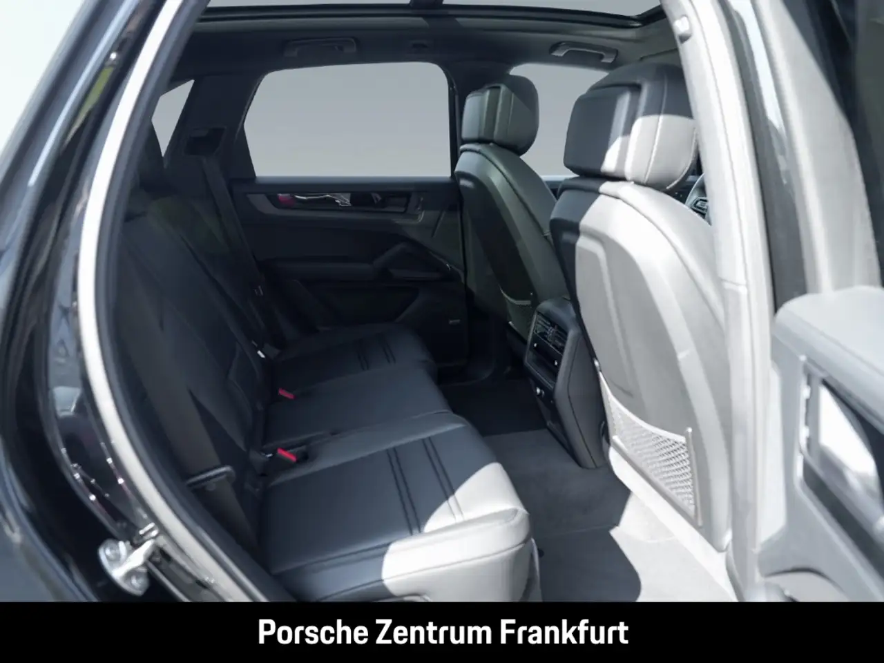 Porsche Cayenne 8