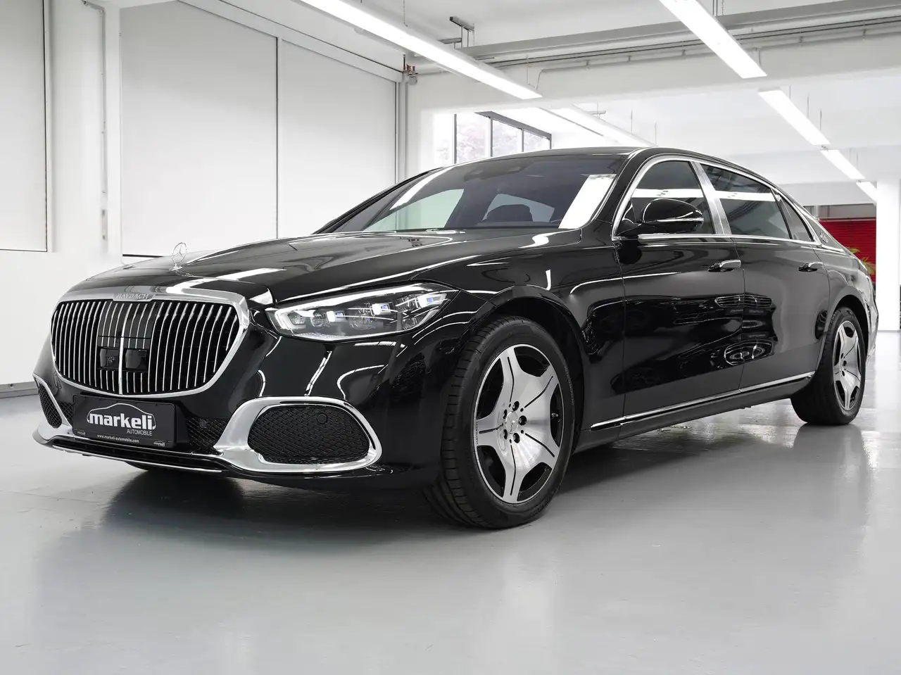 Maybach Inny Mercedes-Maybach 8