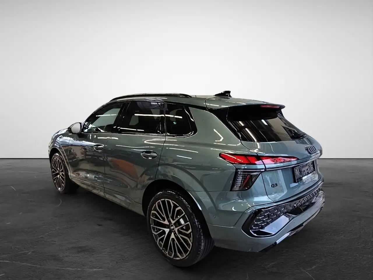 Audi Q3 5