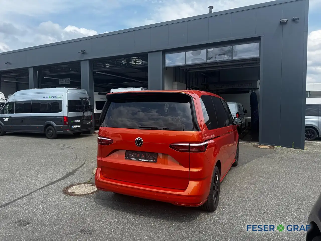 Volkswagen T7 Multivan 4