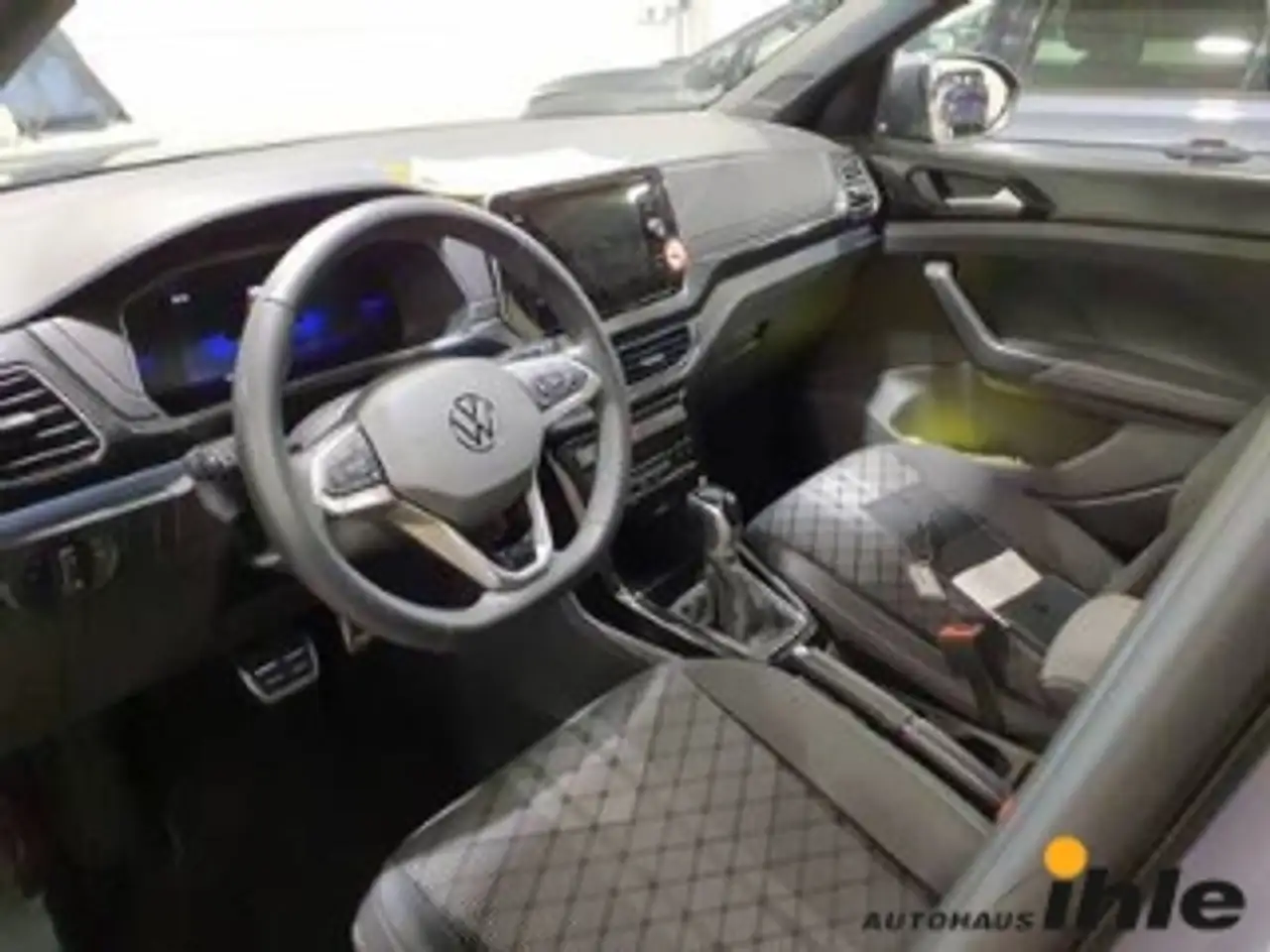 Volkswagen T-Cross 8