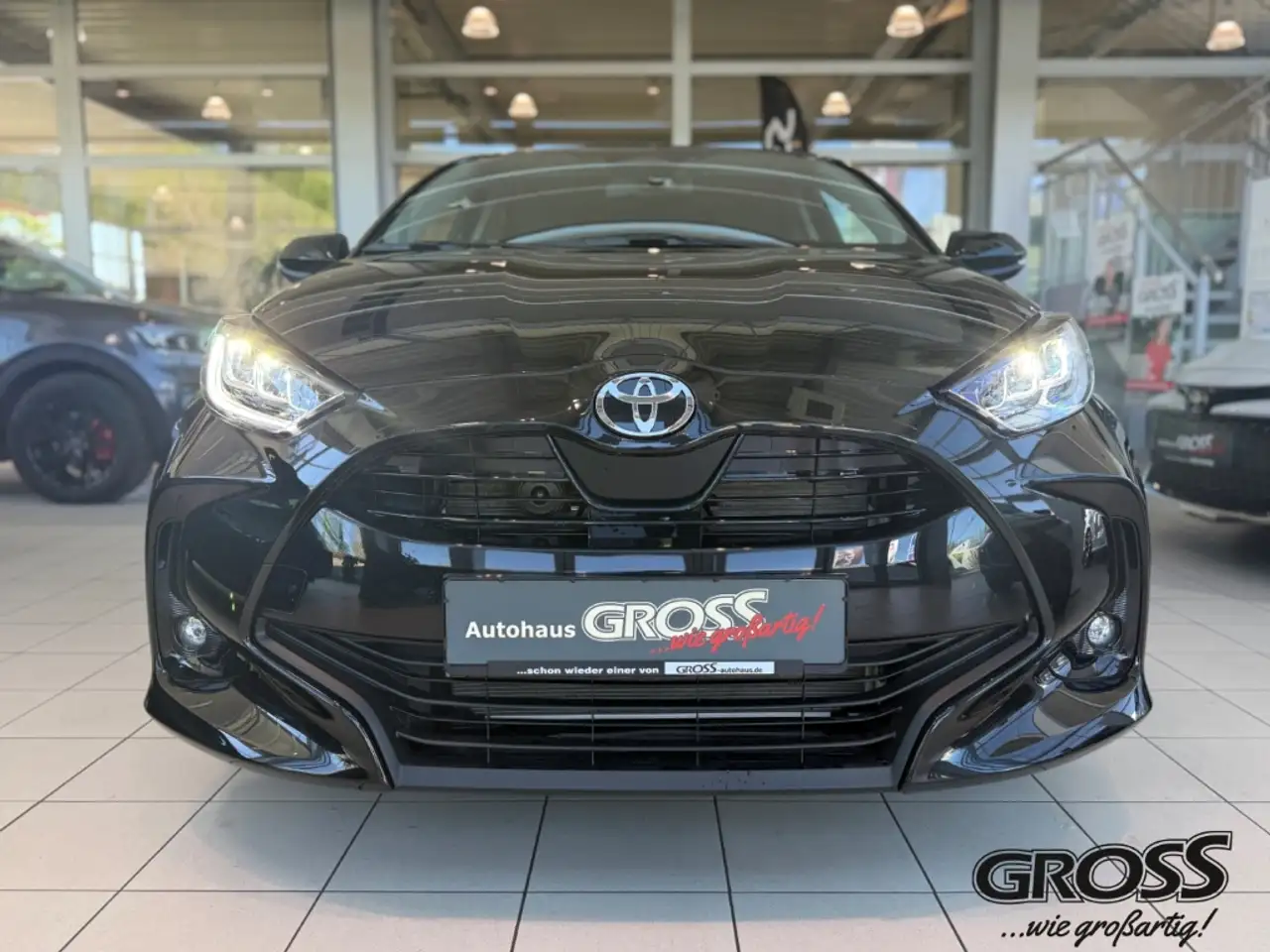 Toyota Yaris 2