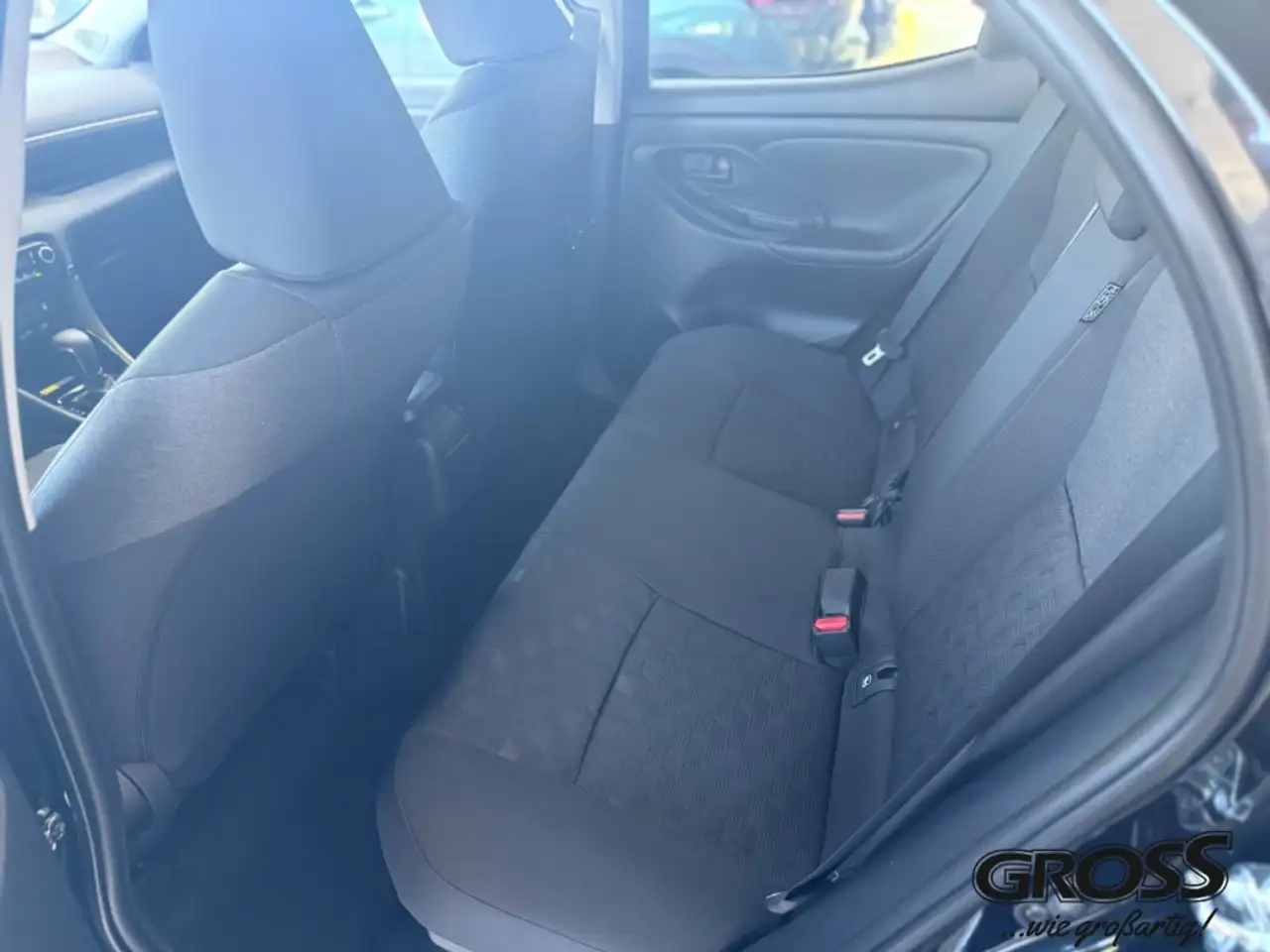 Toyota Yaris 9
