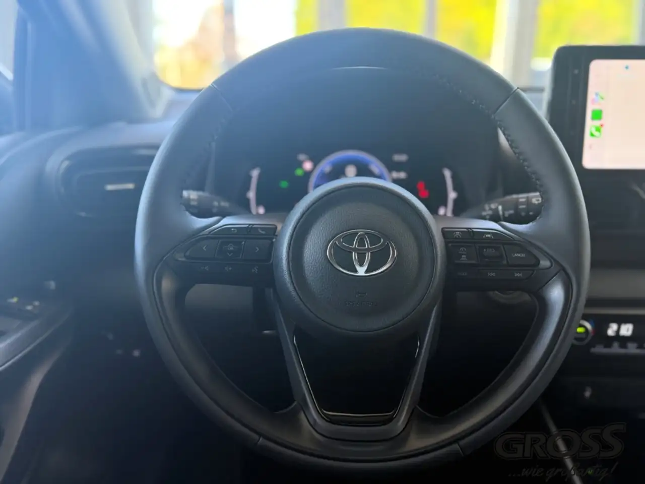Toyota Yaris 12