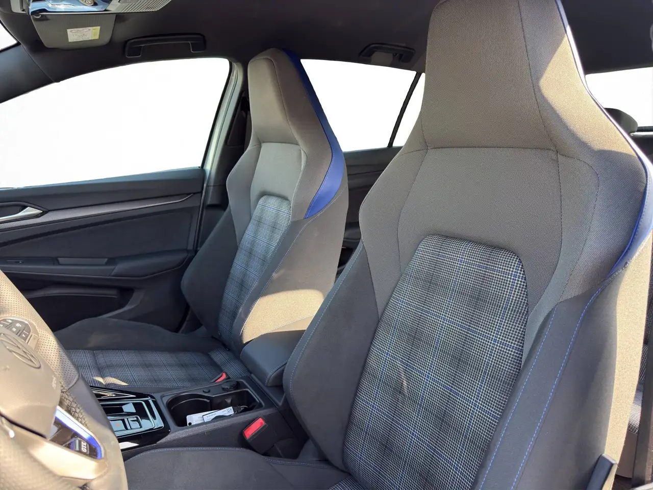 Volkswagen Golf 10