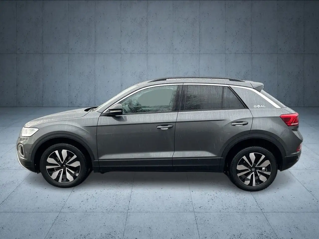 Volkswagen T-Roc 3