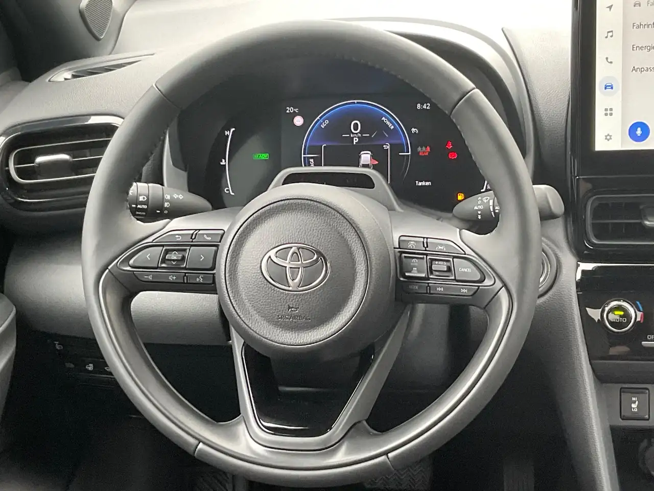 Toyota Yaris 12