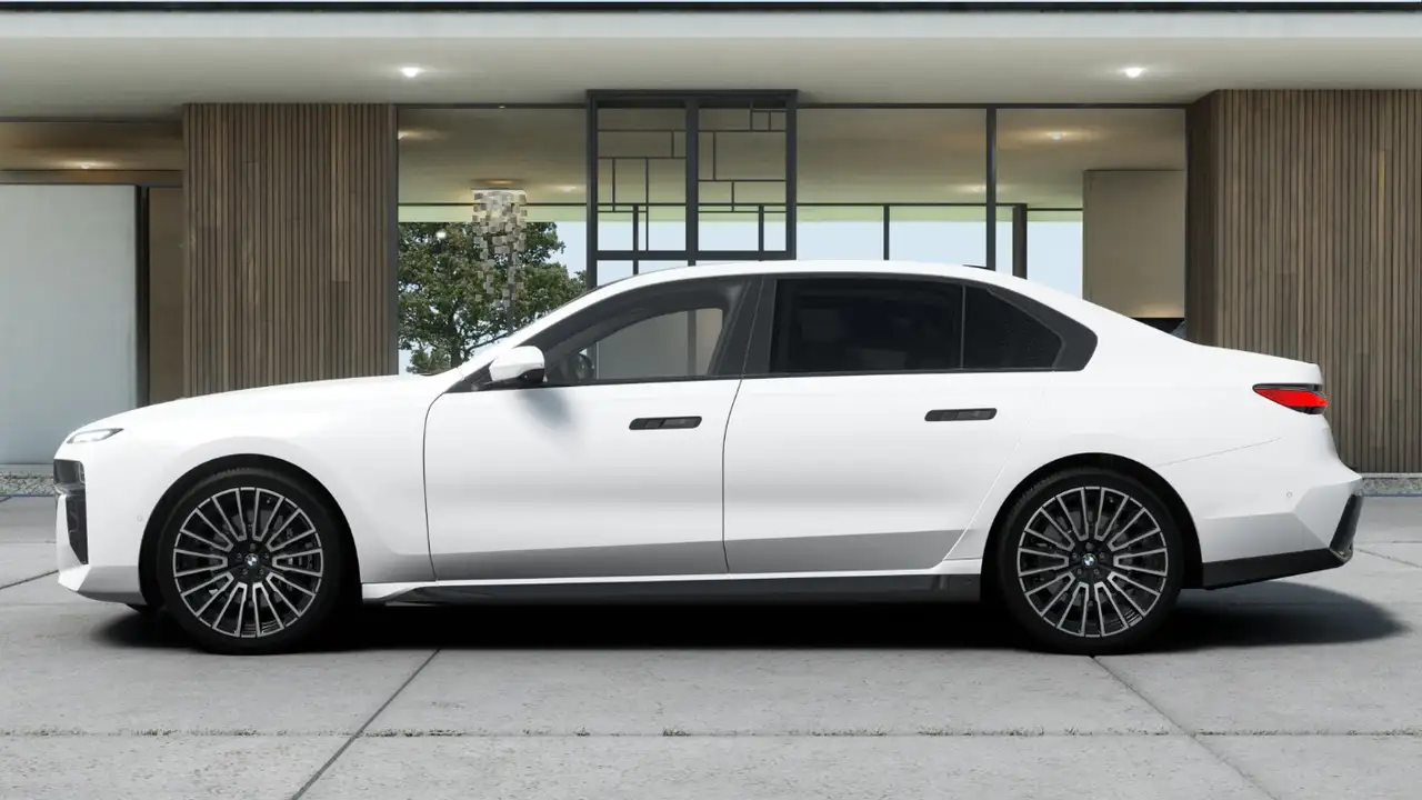 BMW 740 4