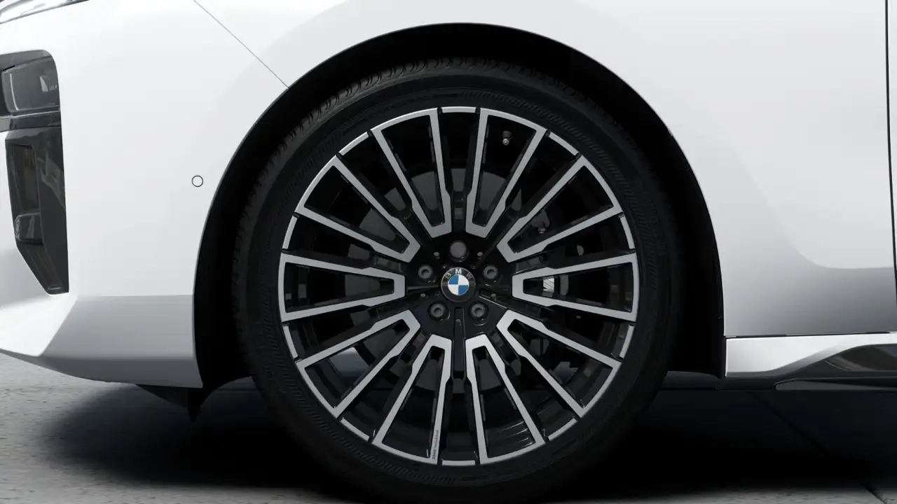 BMW 740 7