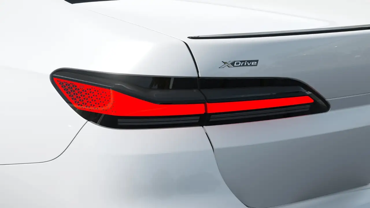 BMW 740 8