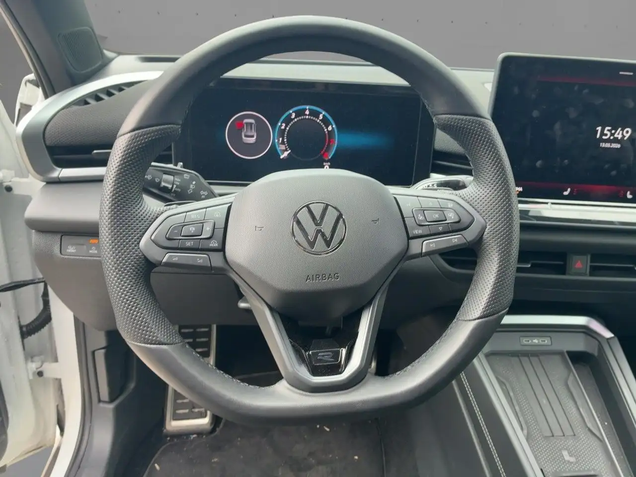 Volkswagen T-Roc 11
