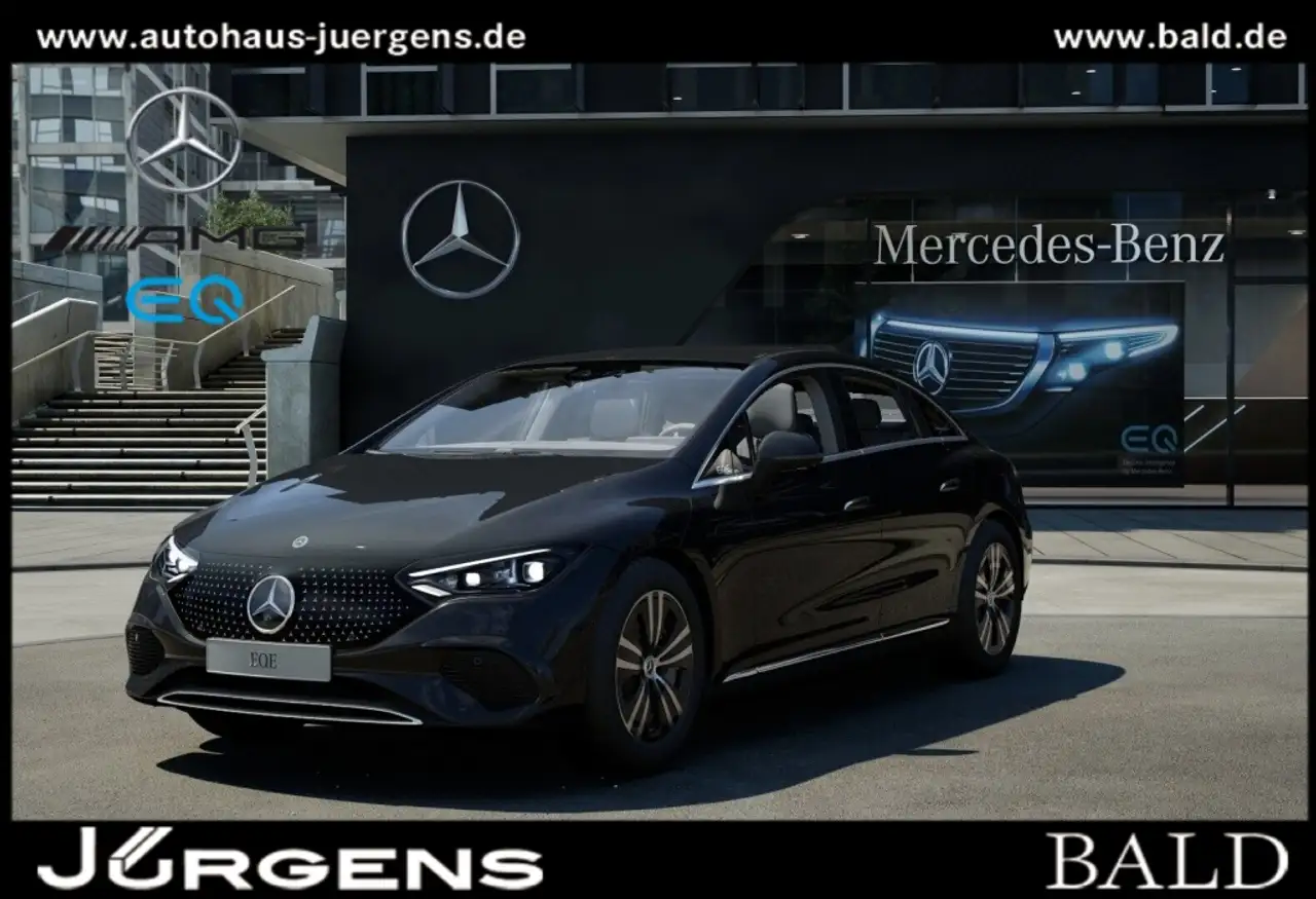 Mercedes-Benz EQE 300