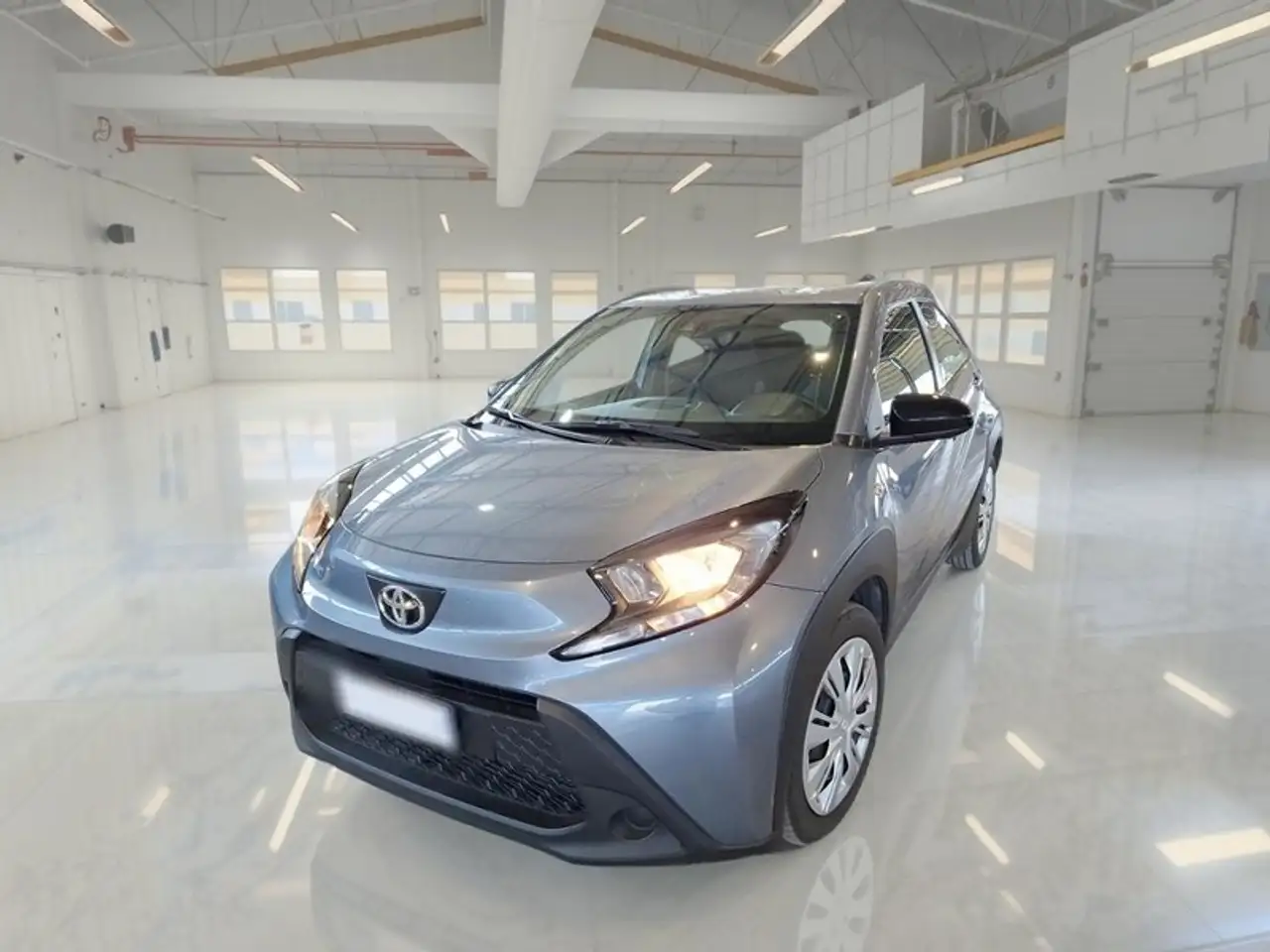 Toyota Aygo 1.0B 72 CV ACTIVE S-CVT SUV