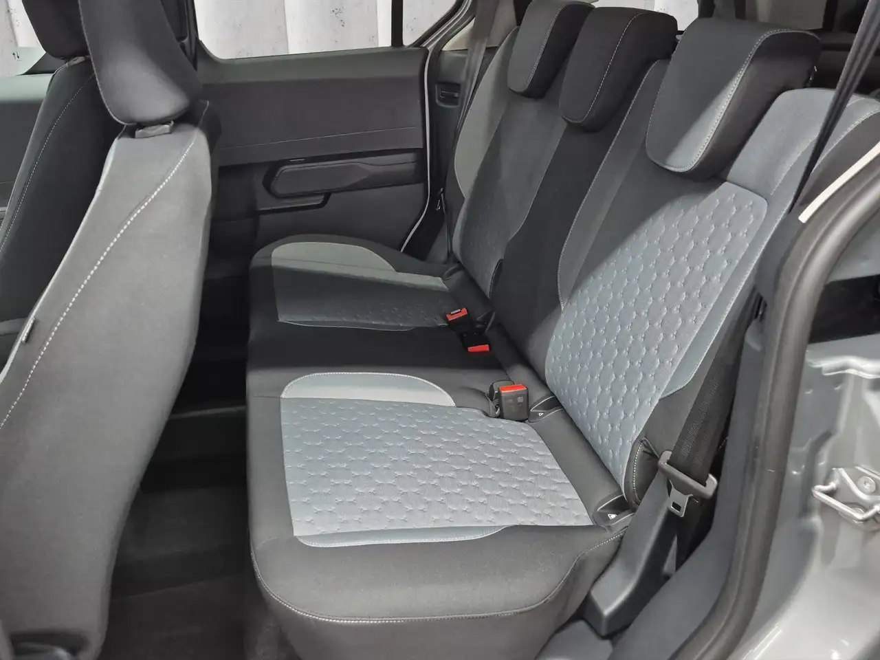 Ford Tourneo 11