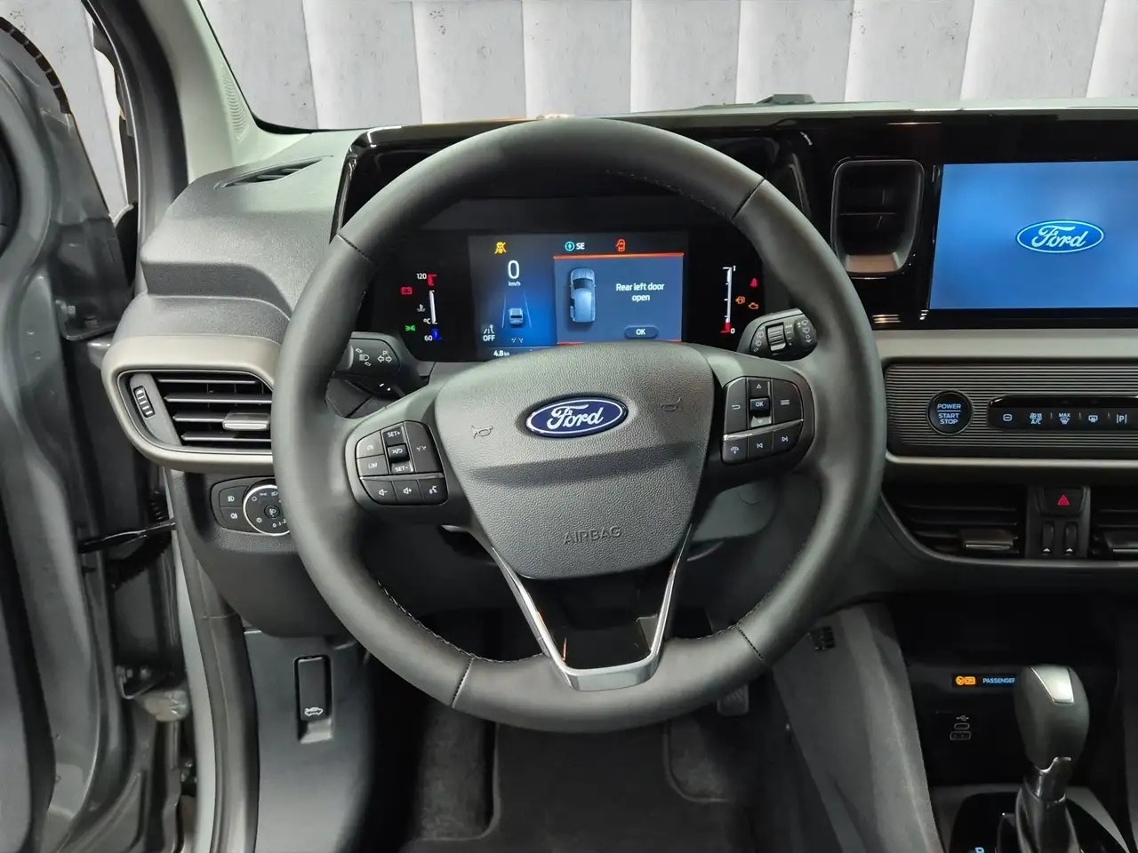 Ford Tourneo 13
