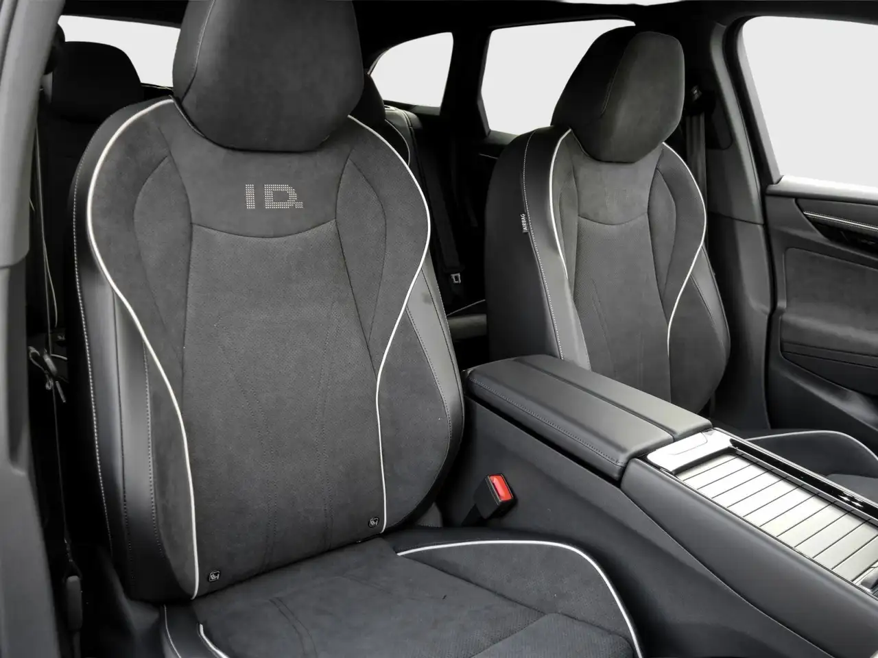 Volkswagen ID.7 6