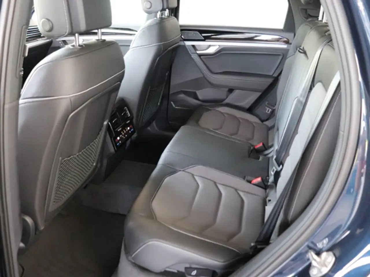 Volkswagen Touareg 10