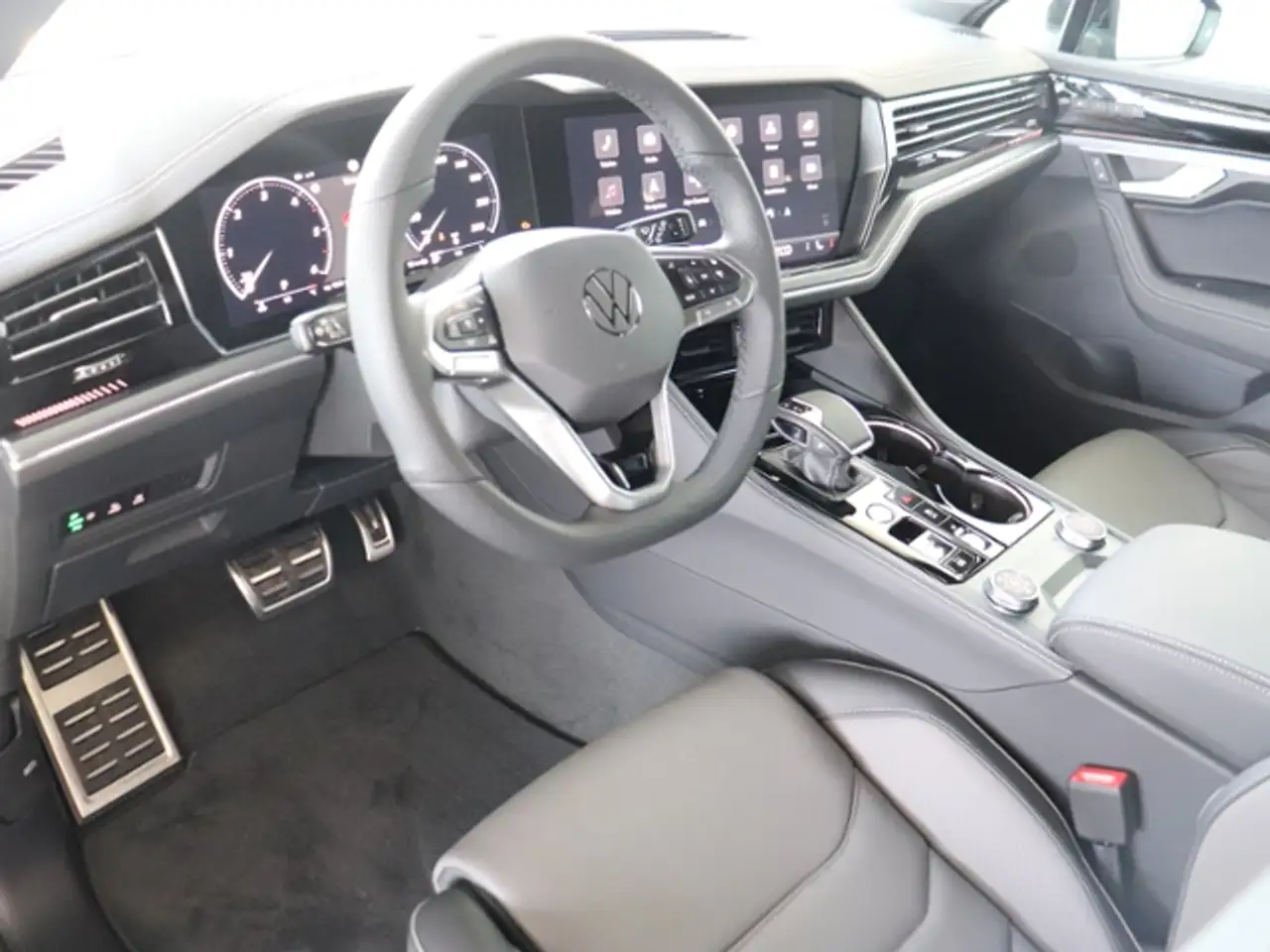 Volkswagen Touareg 14