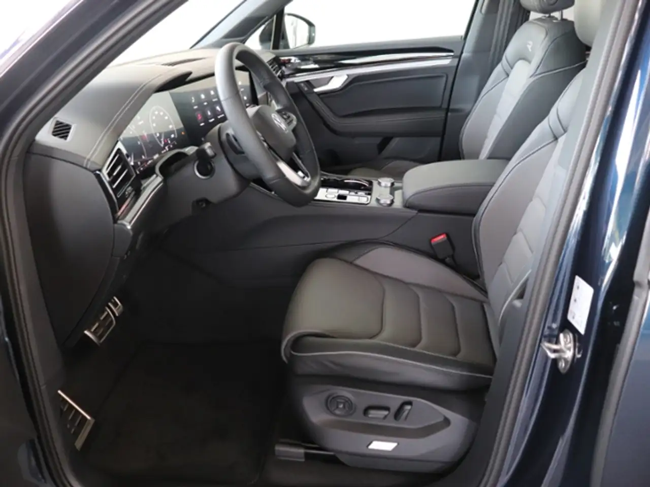 Volkswagen Touareg 16