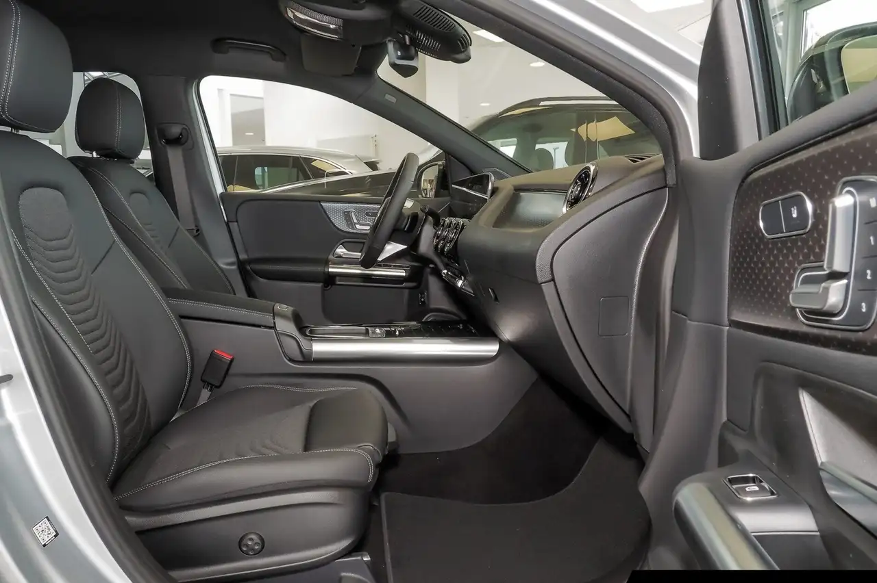 Mercedes-Benz B 200 6