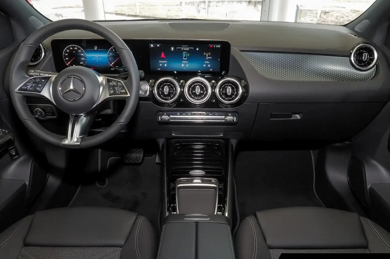 Mercedes-Benz B 200 10