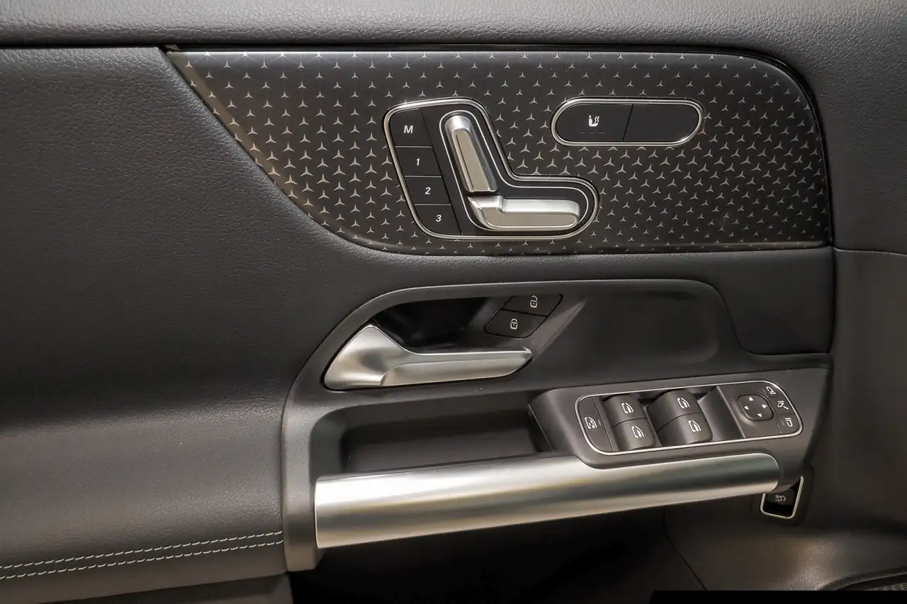 Mercedes-Benz B 200 14