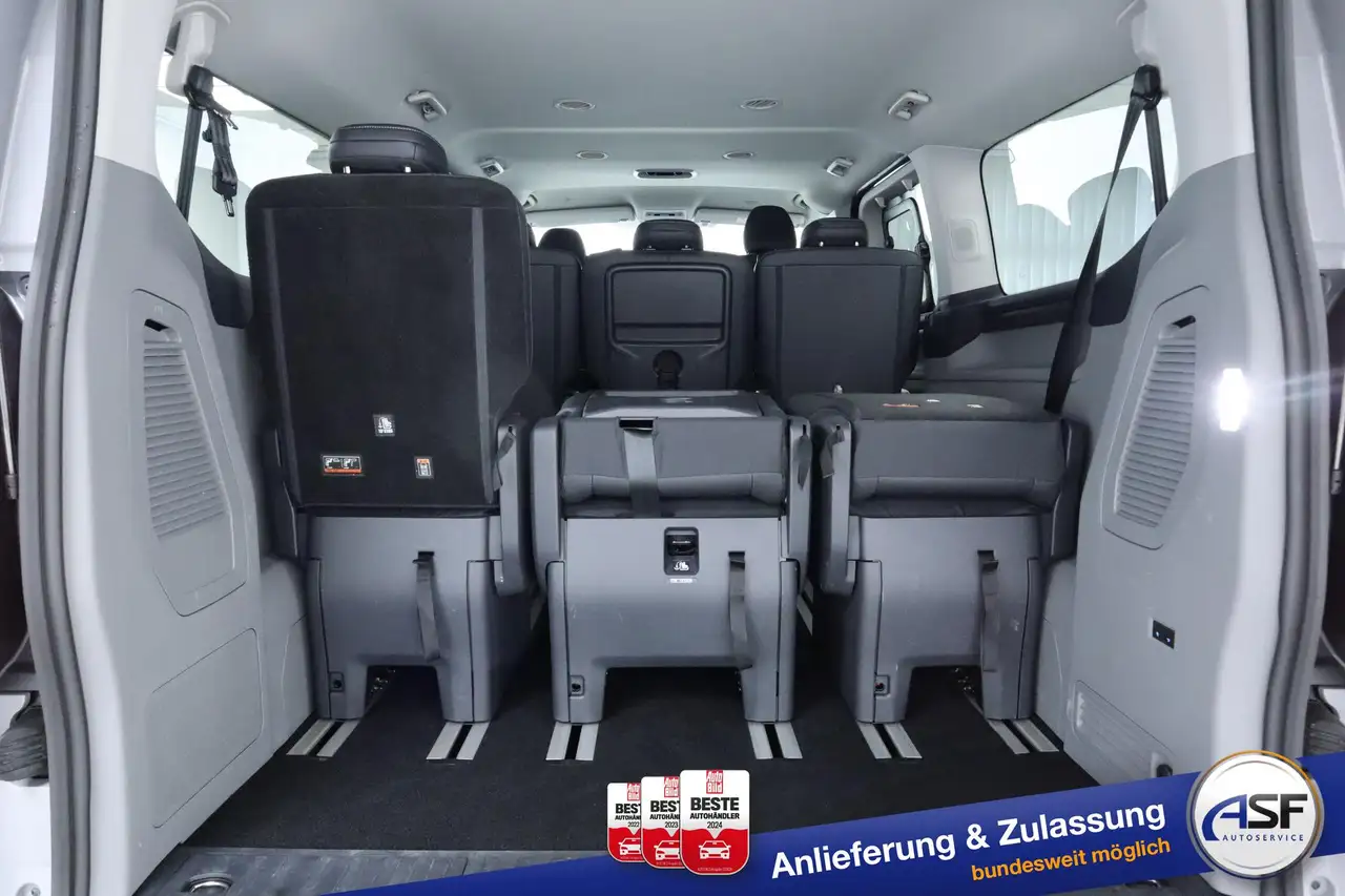 Ford Tourneo 12