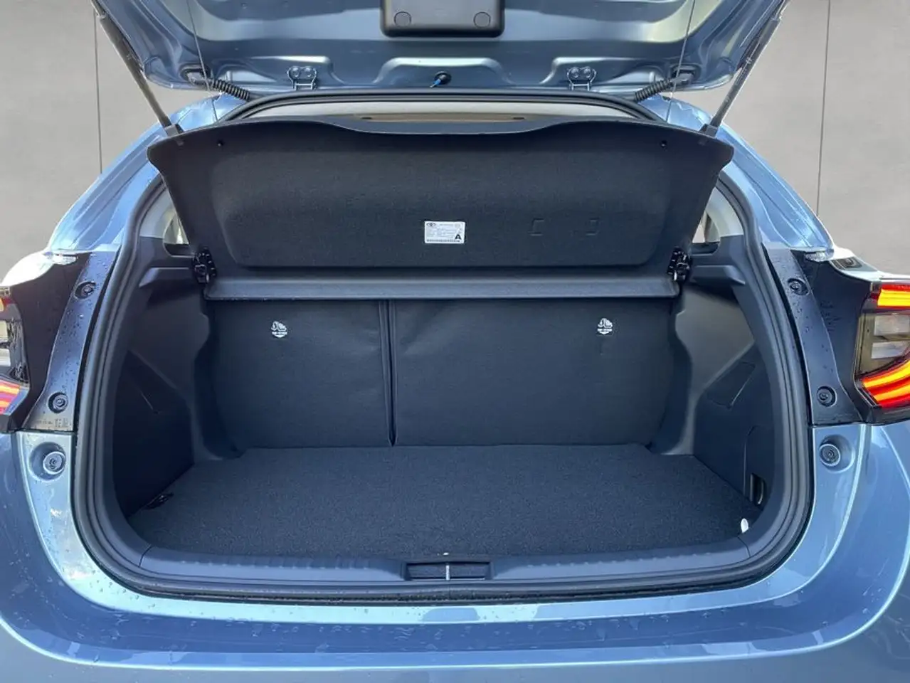 Toyota Yaris 5