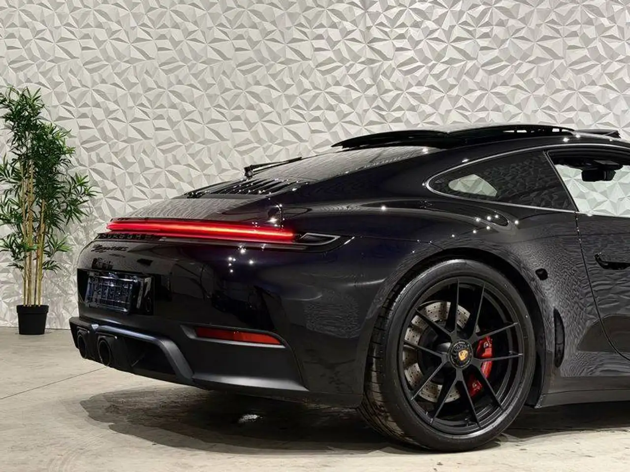Porsche 911 12