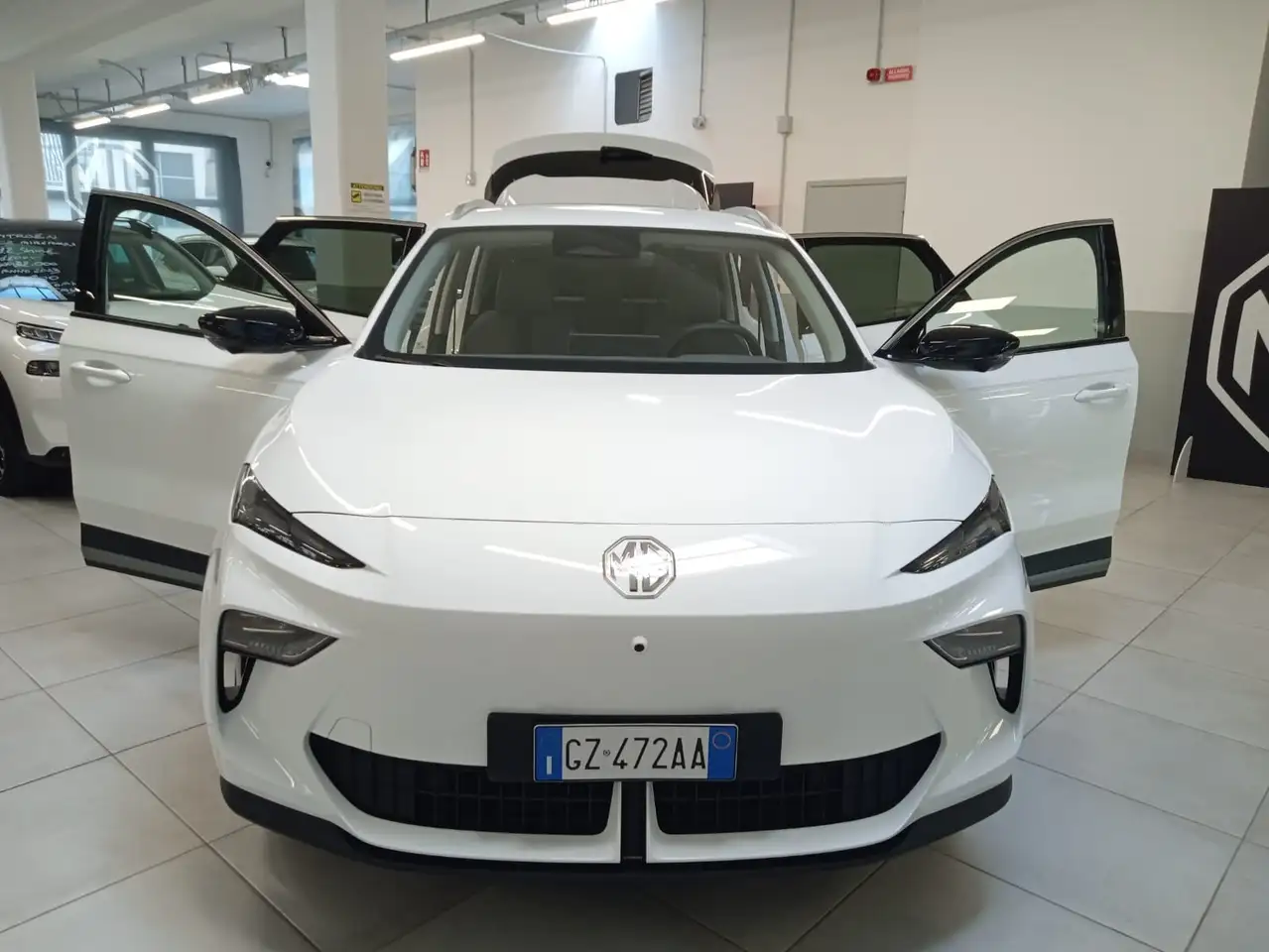MG MG5 S5 3