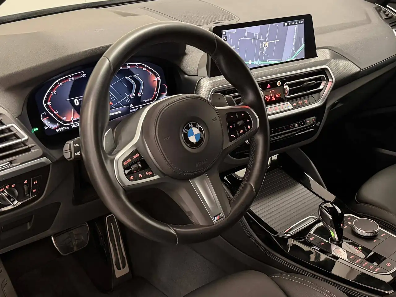 BMW X4 8