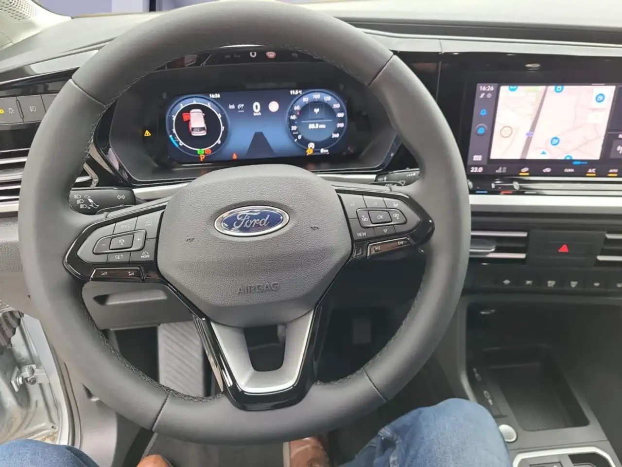 Ford Tourneo 11