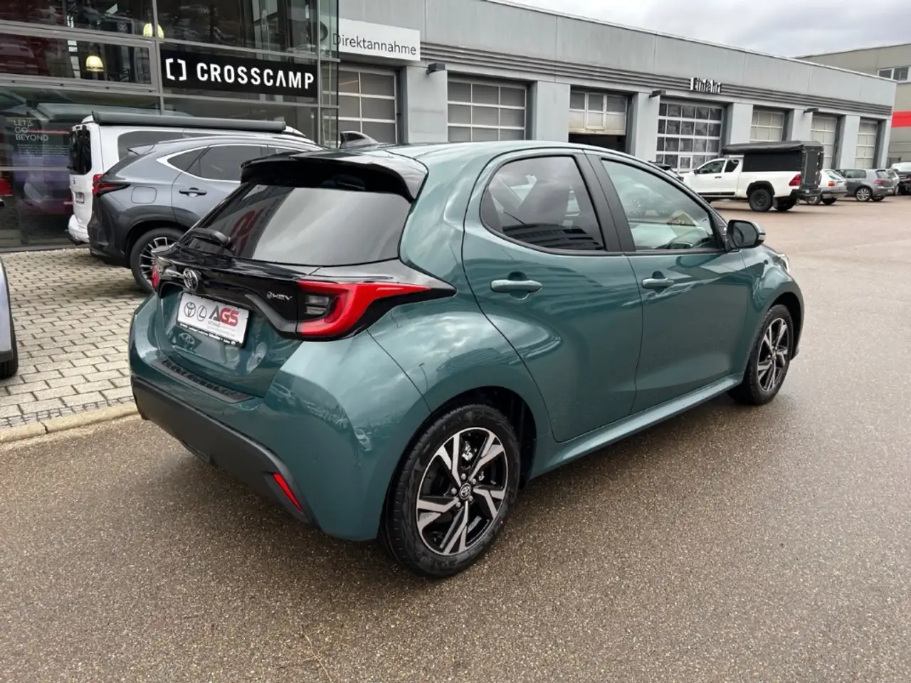Toyota Yaris 4