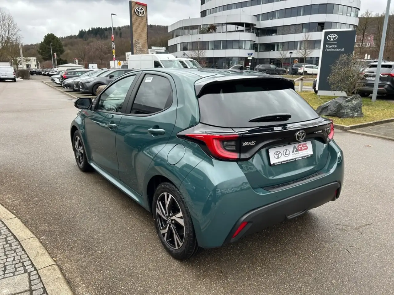 Toyota Yaris 5
