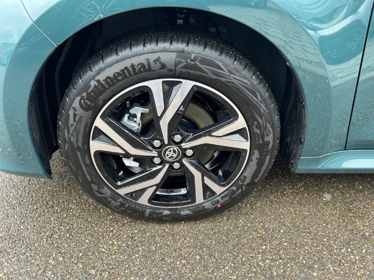 Toyota Yaris 8