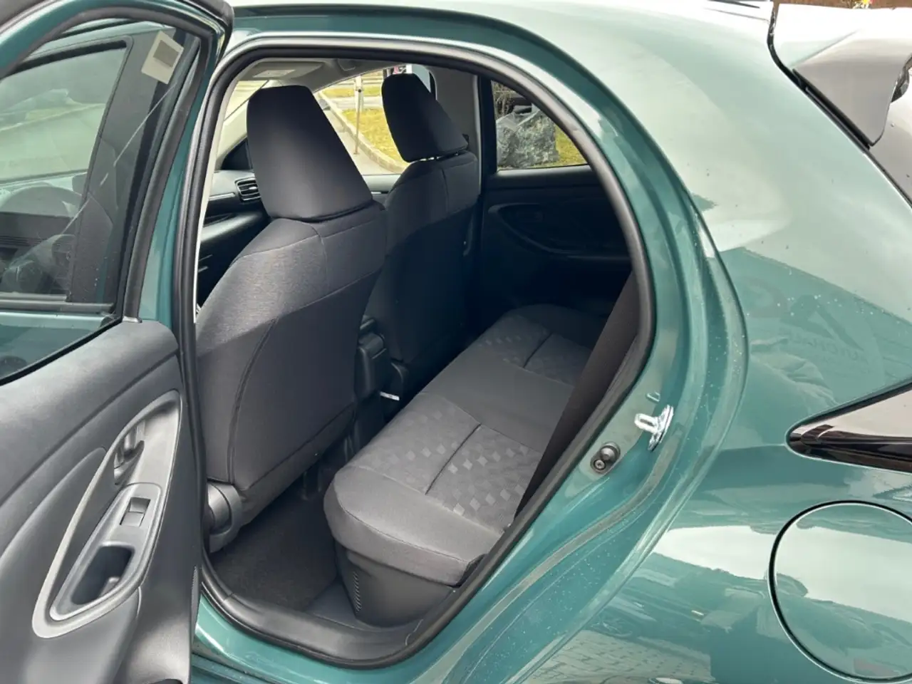 Toyota Yaris 10