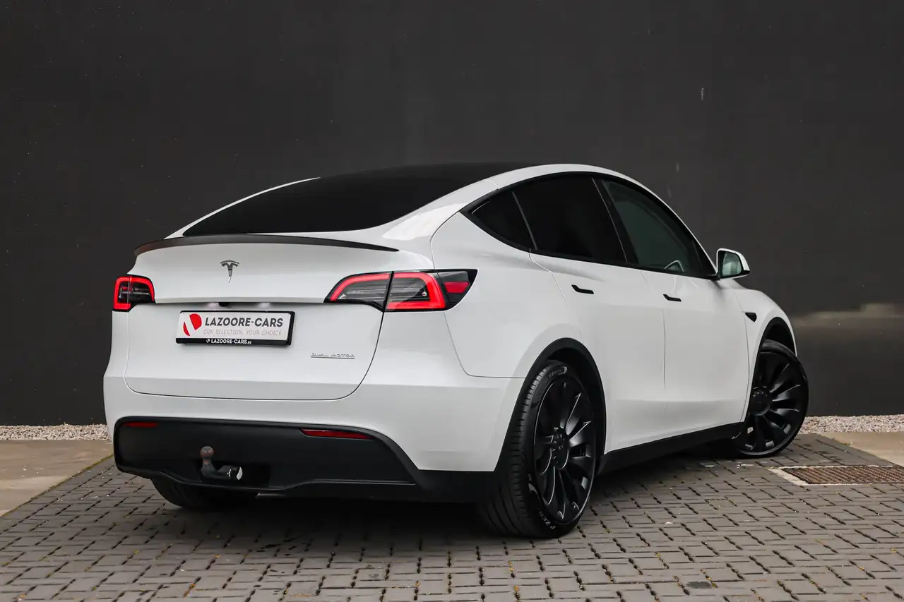 Tesla Model 7