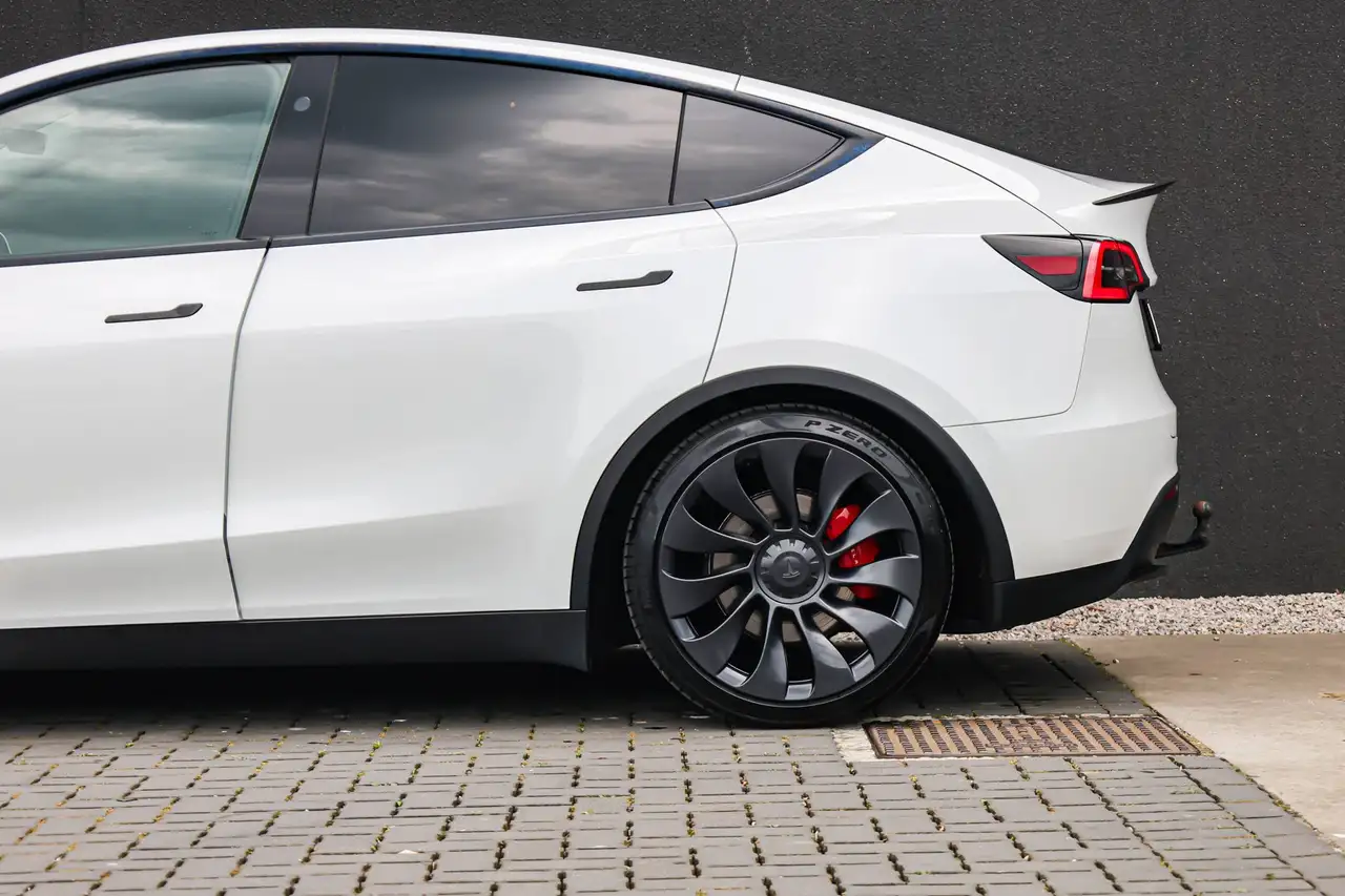 Tesla Model 11
