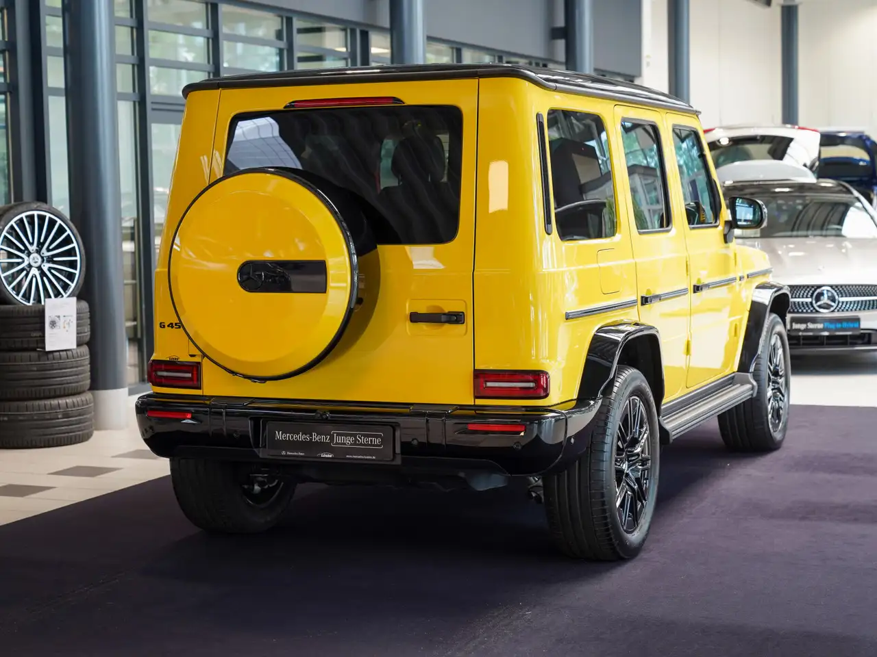 Mercedes-Benz G 450 3