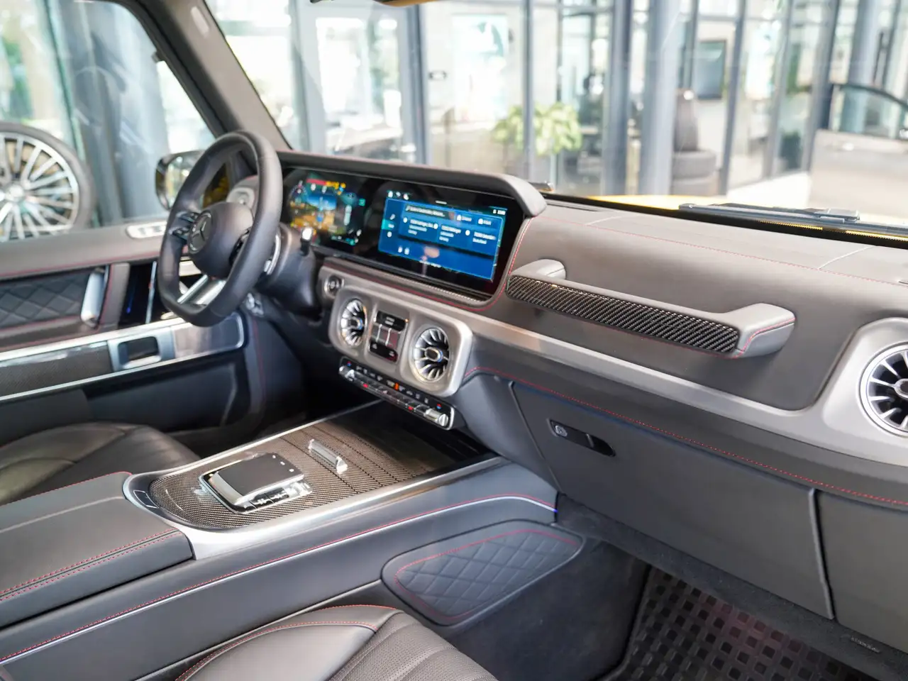 Mercedes-Benz G 450 11