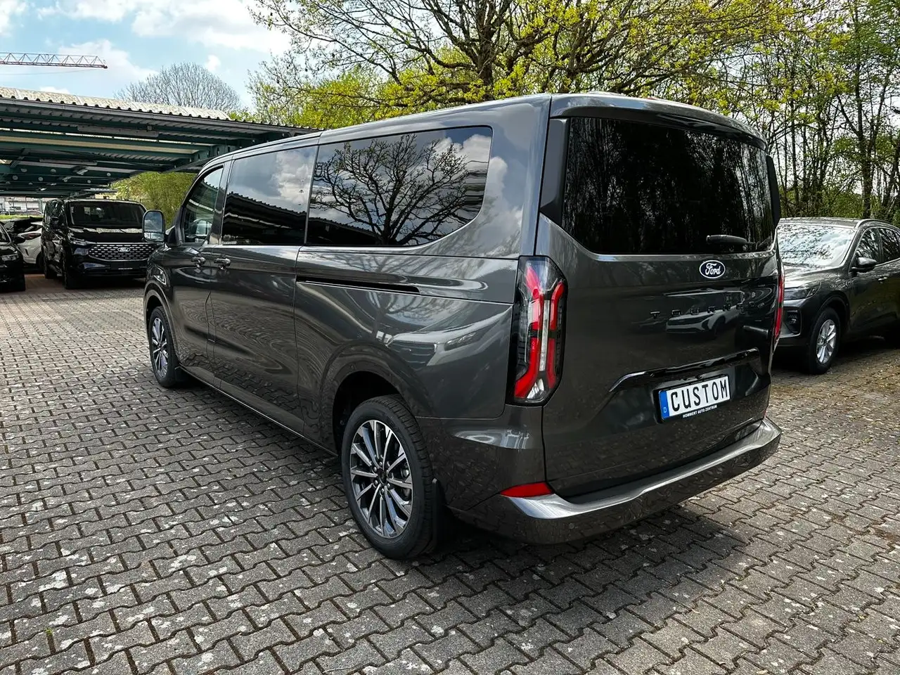 Ford Tourneo 12